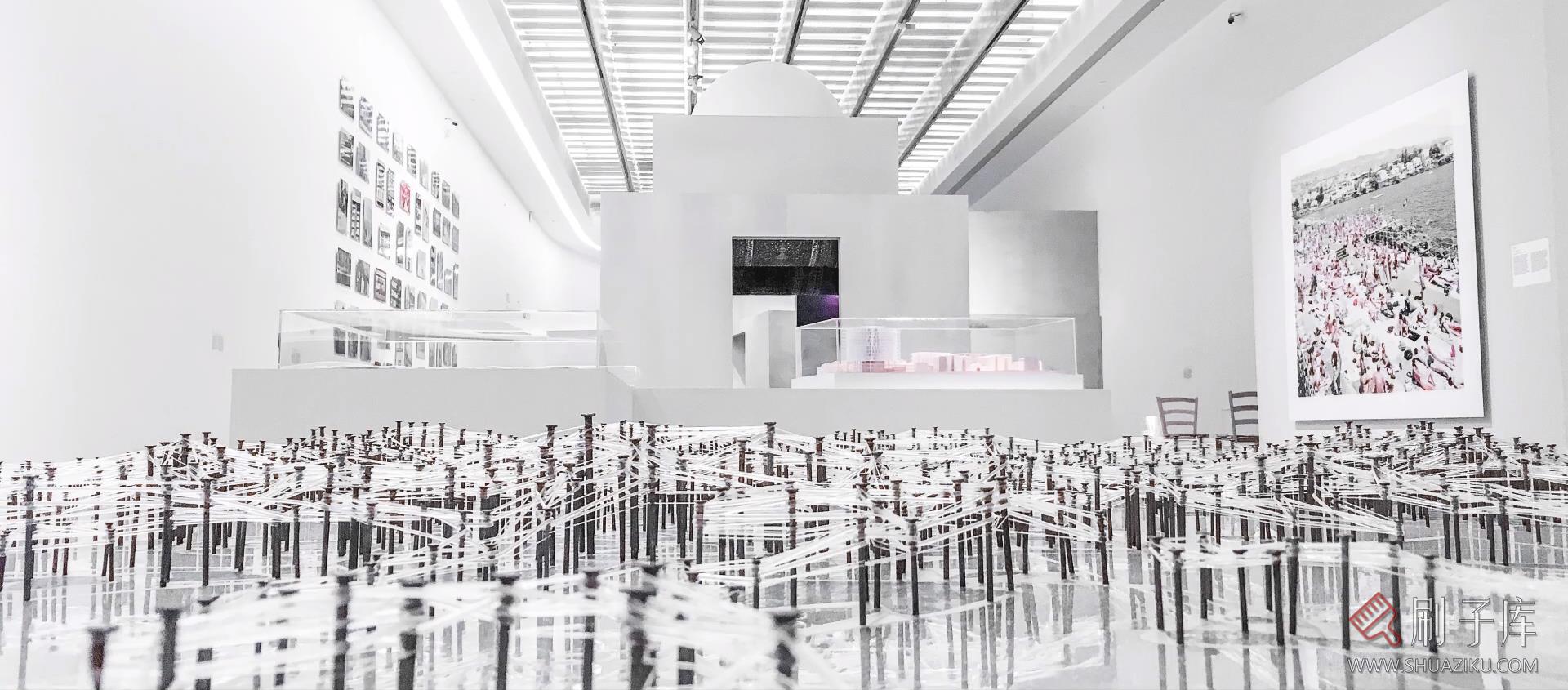 曲线女王-扎哈·哈迪德（上）-1