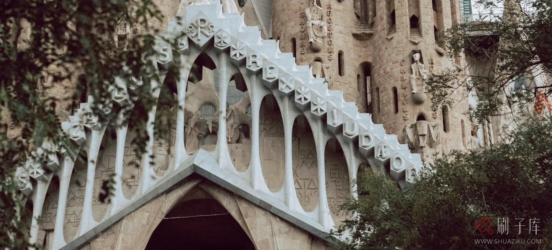 安东尼·高迪 | 直线属于人类,曲线属于上帝!高迪的设计与生平-5 安东尼·高迪 | 直线属于人类,曲线属于上帝!高迪的设计与生平-5